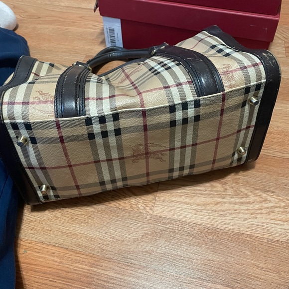 Burberry tote - Picture 3 of 3